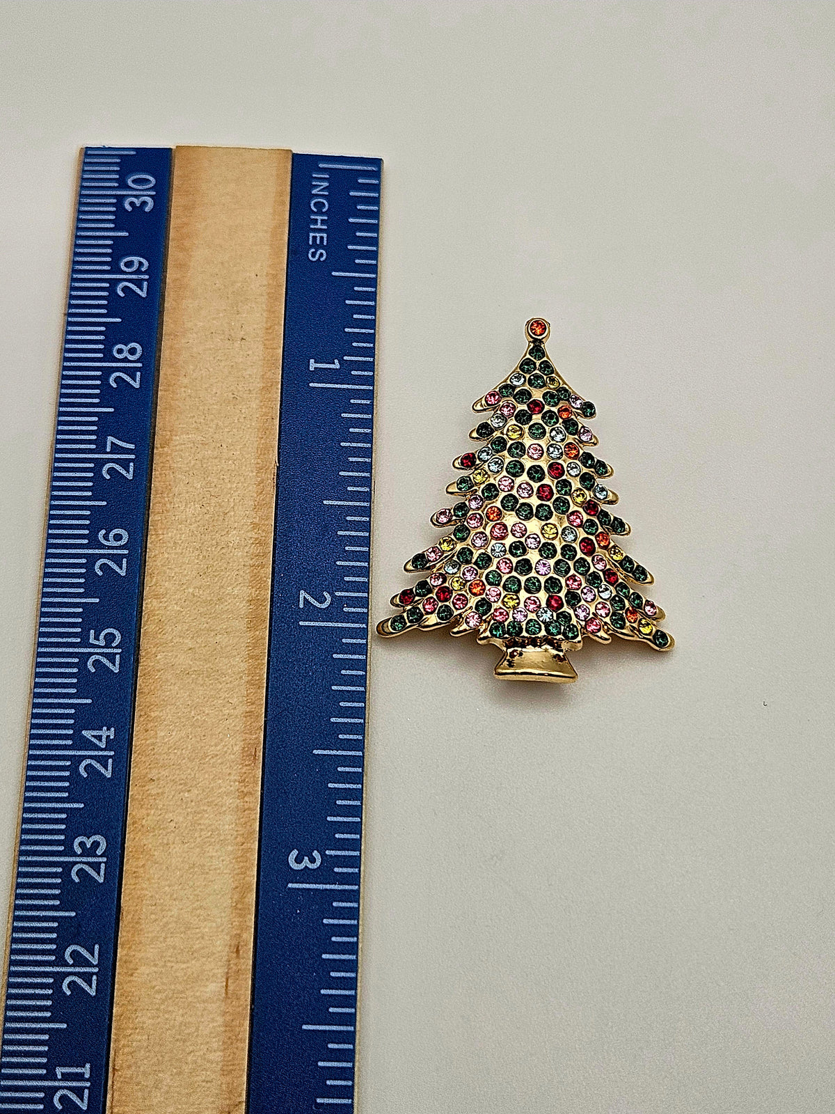 Shimmery Gold Christmas Tree Coverminder
