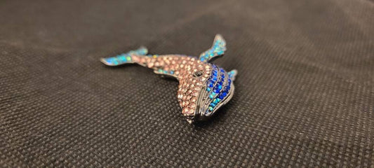 Majestic Whale Coverminder