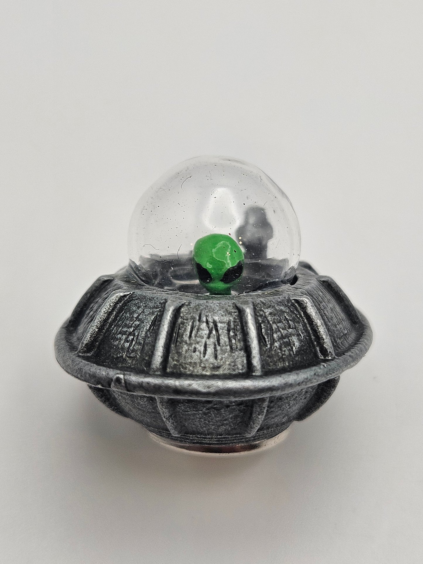 UFO Piolet Coverminder