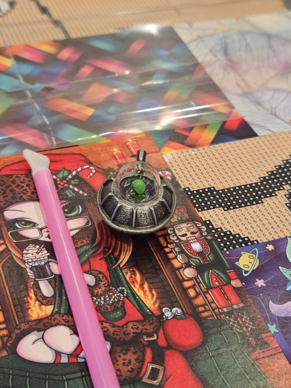 UFO Piolet Coverminder