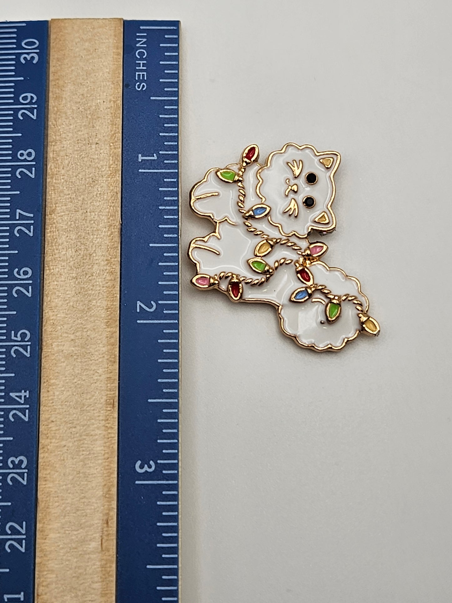 Christmas Light Kitty Coverminder