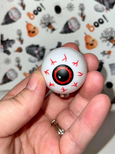 Spooky Eyeball Coverminder