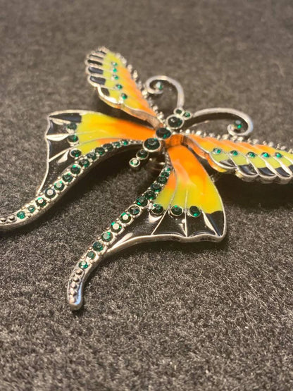 Beautiful Rhinestone Butterfly Coverminder