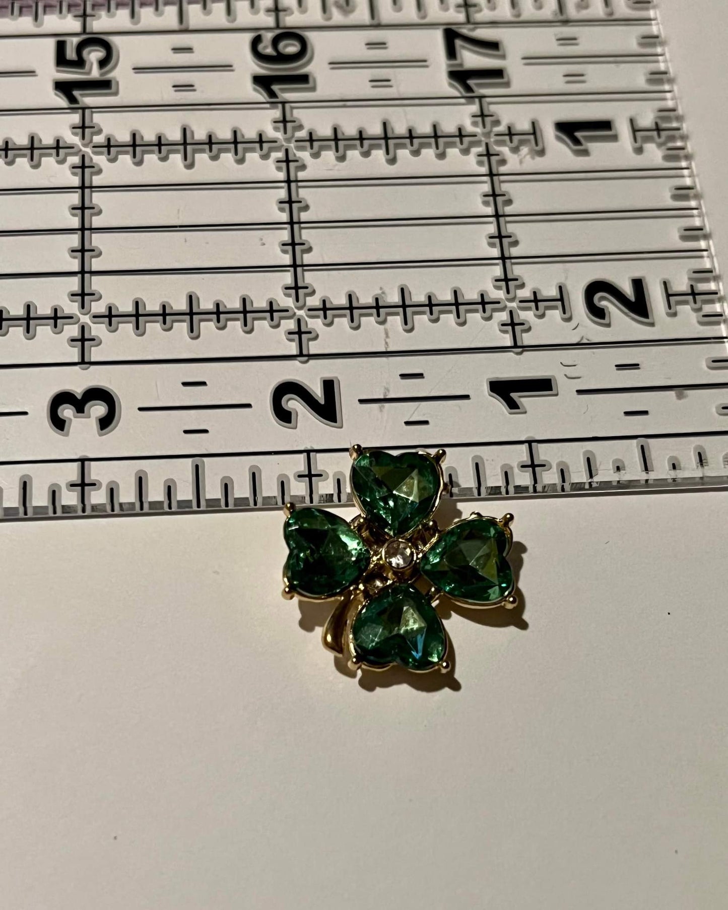 Small Bling Clover Coverminder